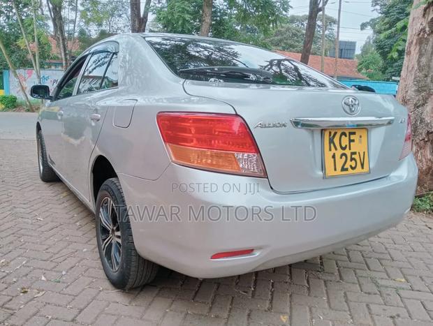 Toyota Allion 2010 Silver