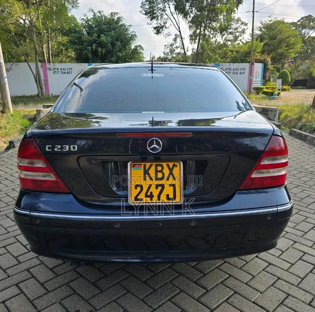 Mercedes-Benz C200 2006 Black