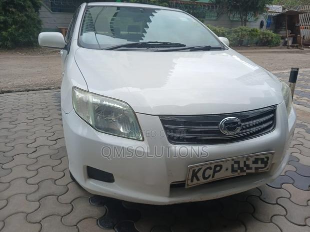 Toyota Axio 2010 White