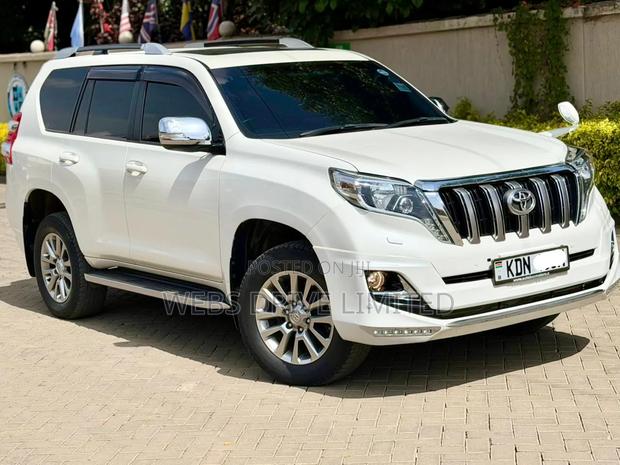 Toyota Land Cruiser Prado 2017 Pearl