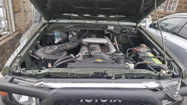 Toyota Land Cruiser 2012 Green