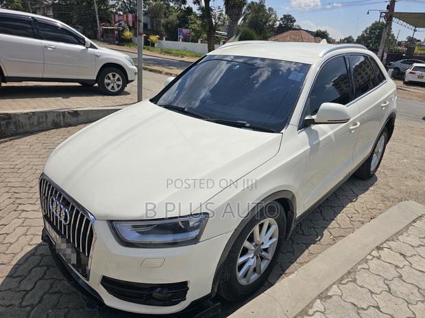 Audi Q3 2013 White
