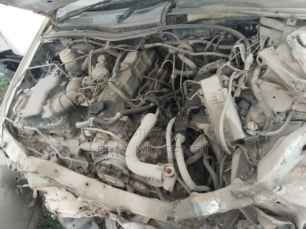 Mitsubishi L200 2012 White