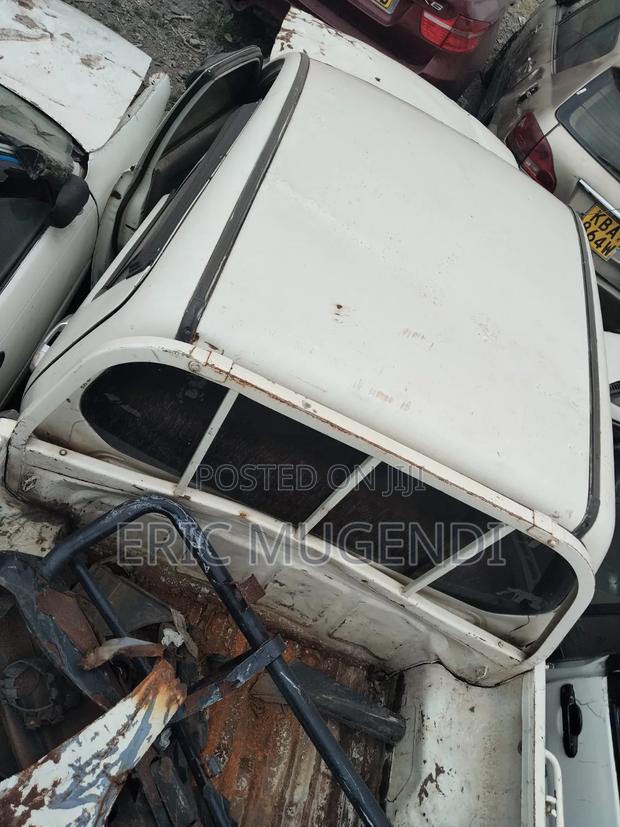 Mitsubishi L200 2012 White
