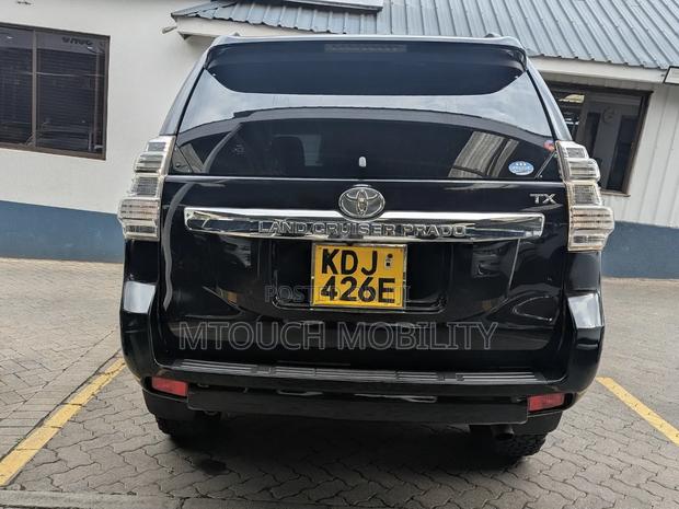 Toyota Land Cruiser Prado 2016 Black