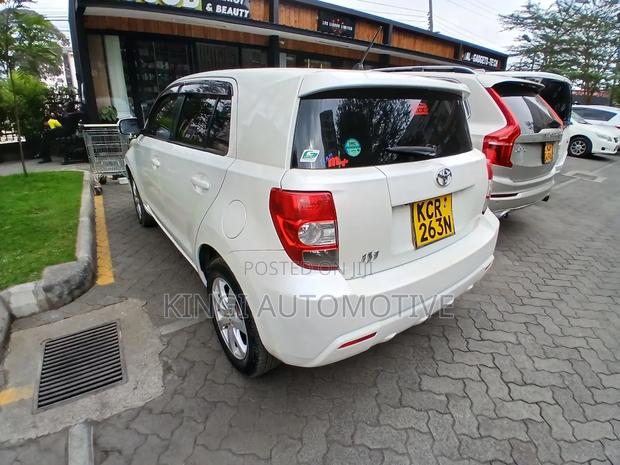 Toyota IST 2012 White