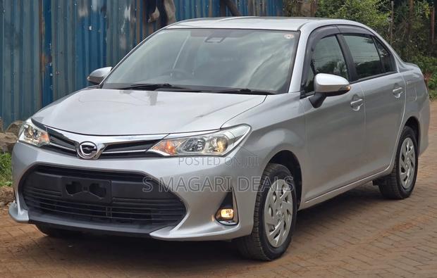 Toyota Axio 2020 Silver