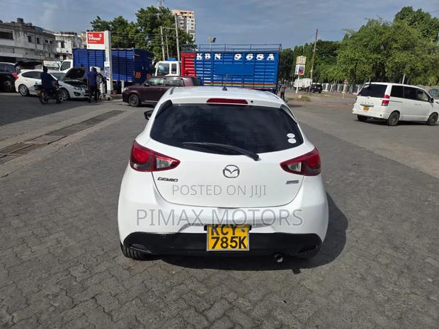 Mazda Demio 2014 White