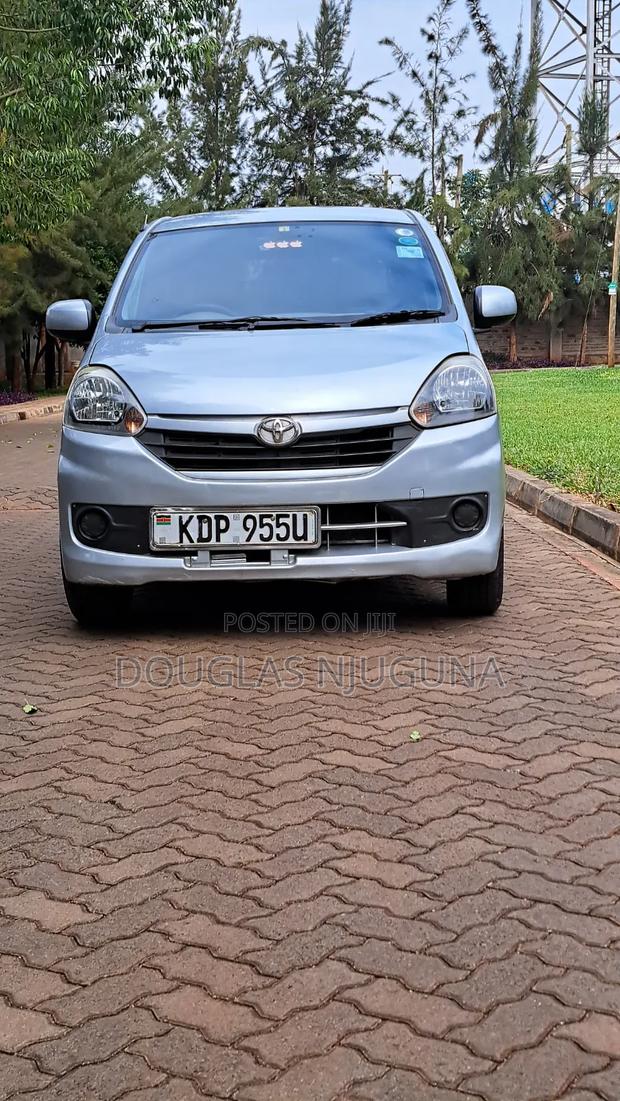 Toyota Pixis 2016 Silver