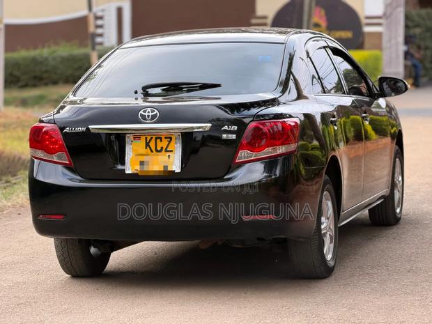 Toyota Allion 2013 Black