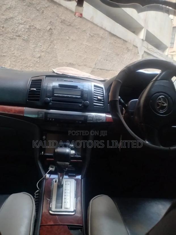 Toyota Allion 2003 Silver