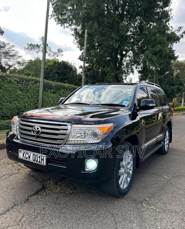 Toyota Land Cruiser 4.5 V8 GX-R 2012