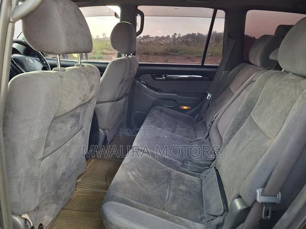 Toyota Land Cruiser Prado 2009 Black