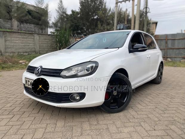 Volkswagen Golf 2012 White