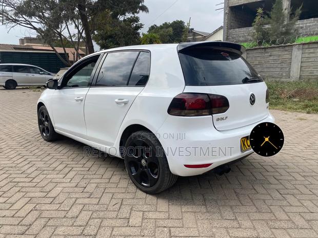 Volkswagen Golf 2012 White