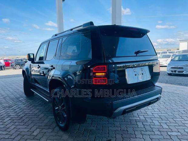 New Toyota Land Cruiser Prado 2.8 2024 Black