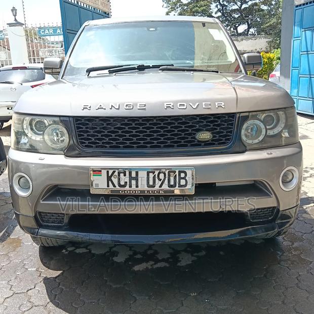 Land Rover Range Rover 2012 Gray