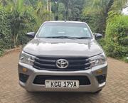 Toyota Hilux 2017 Silver for sale