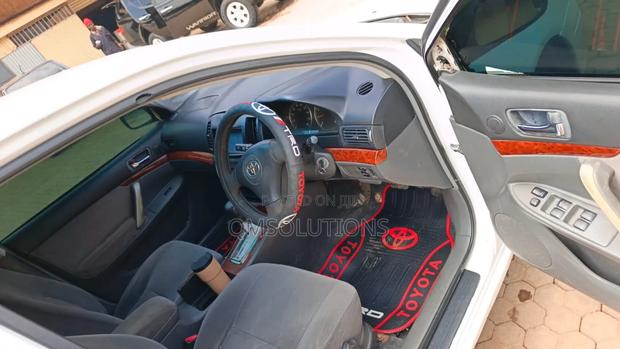 Toyota Premio 2004 White