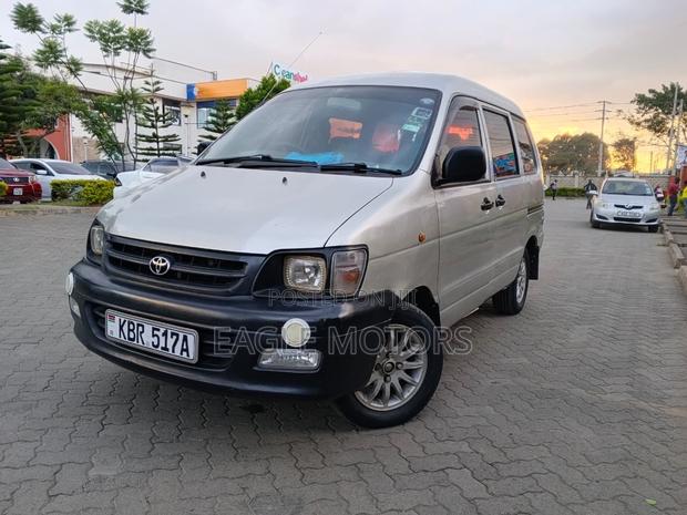 Toyota TownAce 2005 Silver