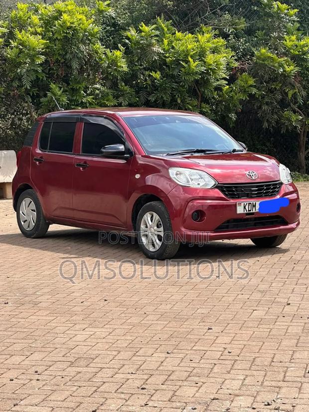 Toyota Passo 2016 Red