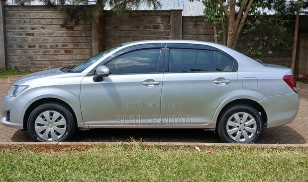 Toyota Corolla Fielder 2006 Silver
