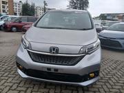 Honda Freed 2019 Silver for sale