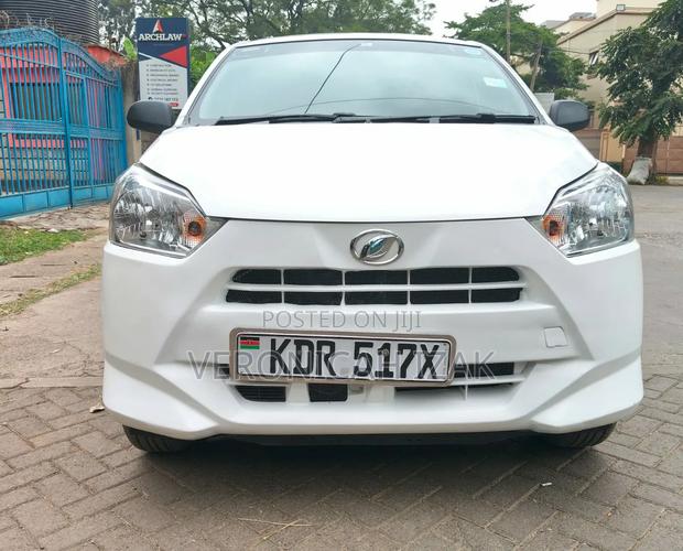 Daihatsu Mira 2017 White