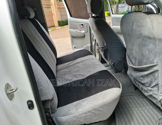 Toyota Hilux 2008 White
