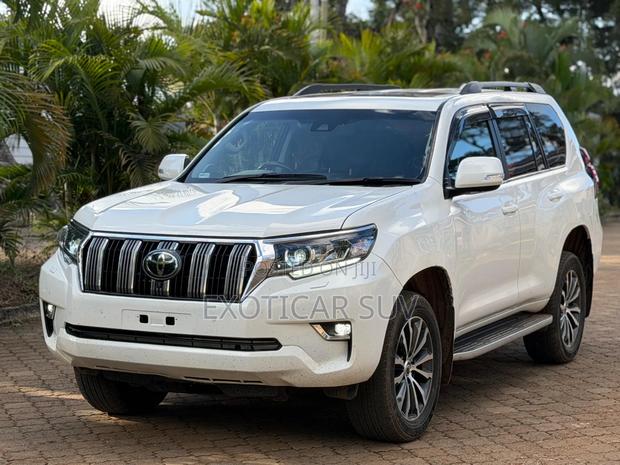 Toyota Land Cruiser Prado 2.8 2021 White
