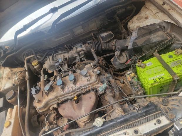 Nissan Bluebird 2003 White