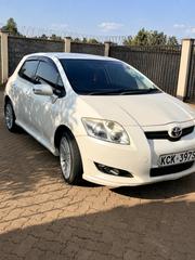 Toyota Auris 2009 White for sale