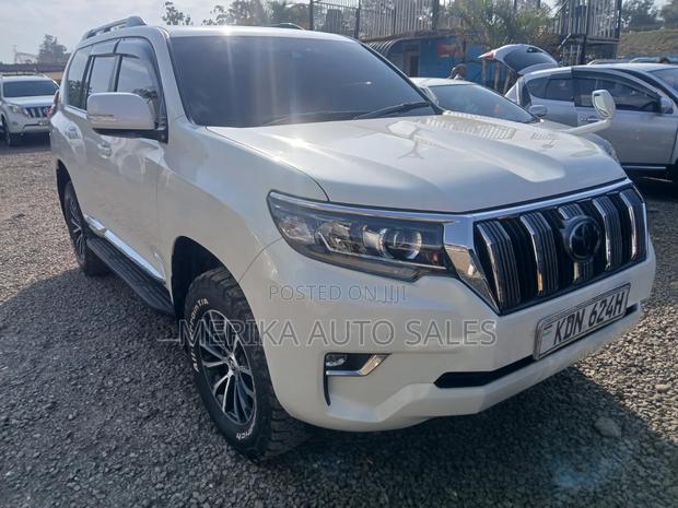 Toyota Land Cruiser Prado 2018 White