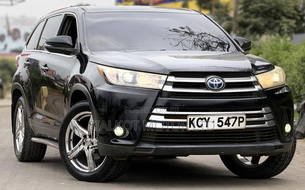 Toyota Kluger 2014 Black