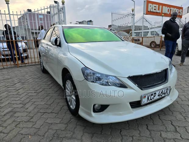 Toyota Mark X 2012 White