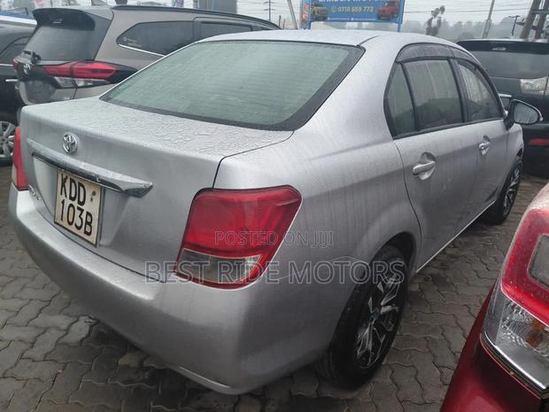 Toyota Axio 2015 Silver