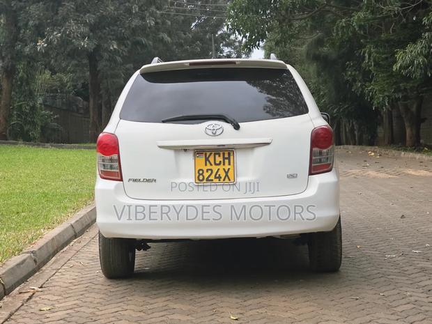 Toyota Corolla Fielder 2009 White
