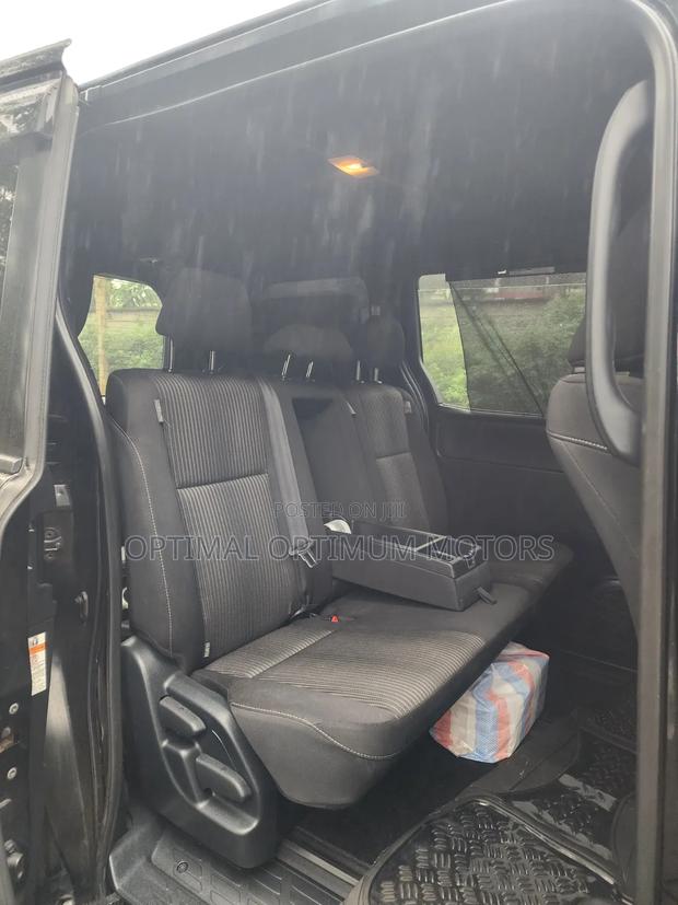 Toyota Voxy 2017 Black
