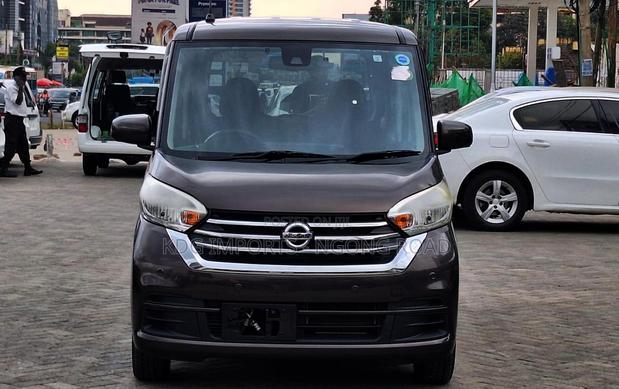 Nissan Dayz Roox 2019 Brown