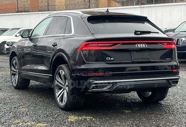 Audi Q8 55 Premium AWD quattro 2020 Black