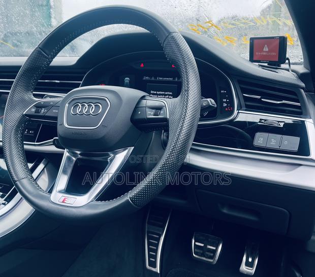 Audi Q8 55 Premium AWD quattro 2020 Black