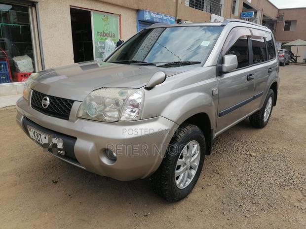 Nissan X-Trail 2006 Gray