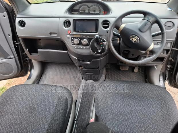 Toyota Sienta 2014 Black