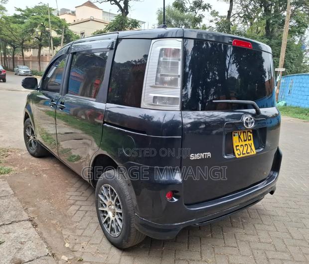 Toyota Sienta 2014 Black
