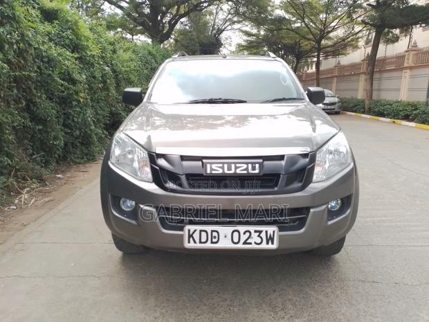Isuzu D-MAX 2022 Gray
