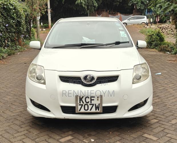 Toyota Auris 2009 Pearl