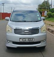 Toyota Noah 2012 Silver for sale