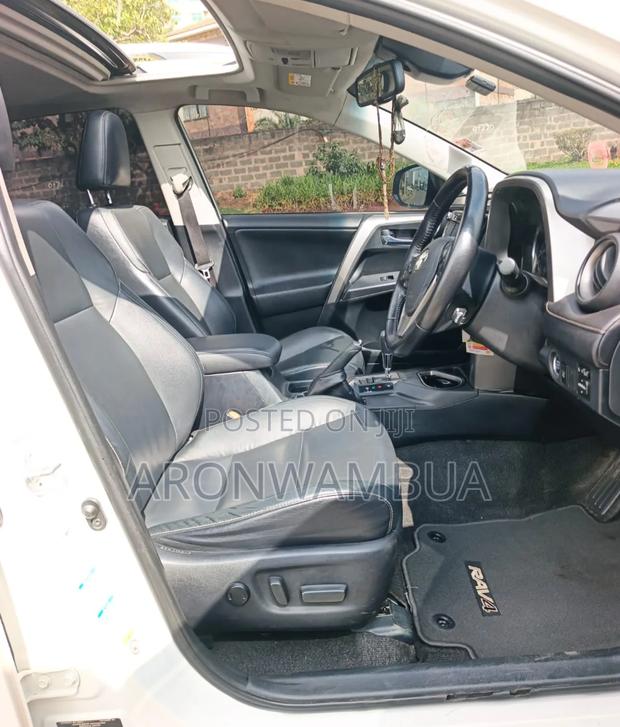 Toyota RAV4 2015 White