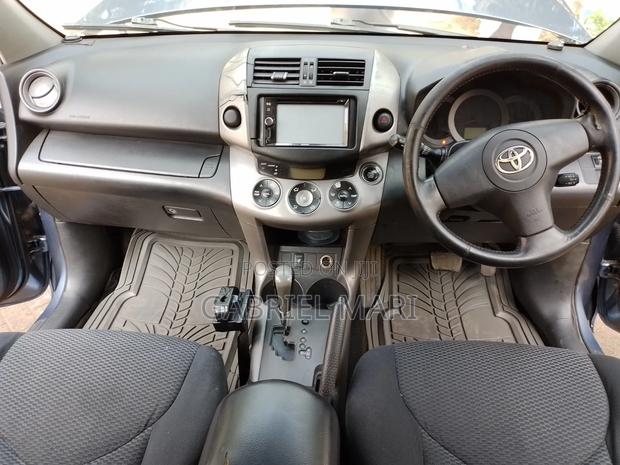 Toyota RAV4 2008 Blue