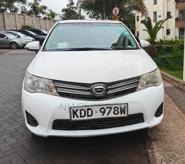 Toyota Axio 2014 Off white